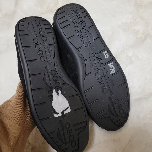 Abeo Shearling Slippers Like New! - Picture 4 of 4